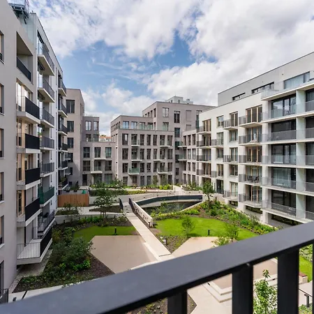 Modern Elegance Apartment