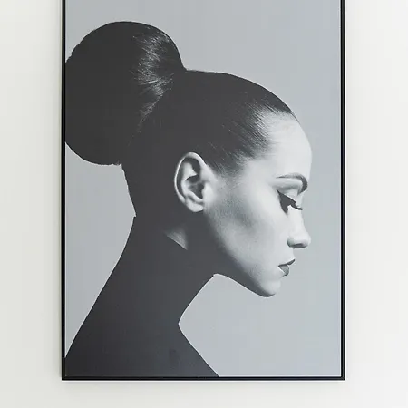 Lejlighed Modern Elegance *