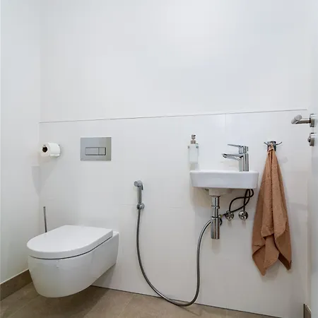 Lejlighed Modern Elegance Prag